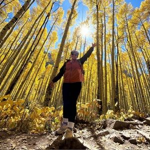 Meet your Posher, Danielle